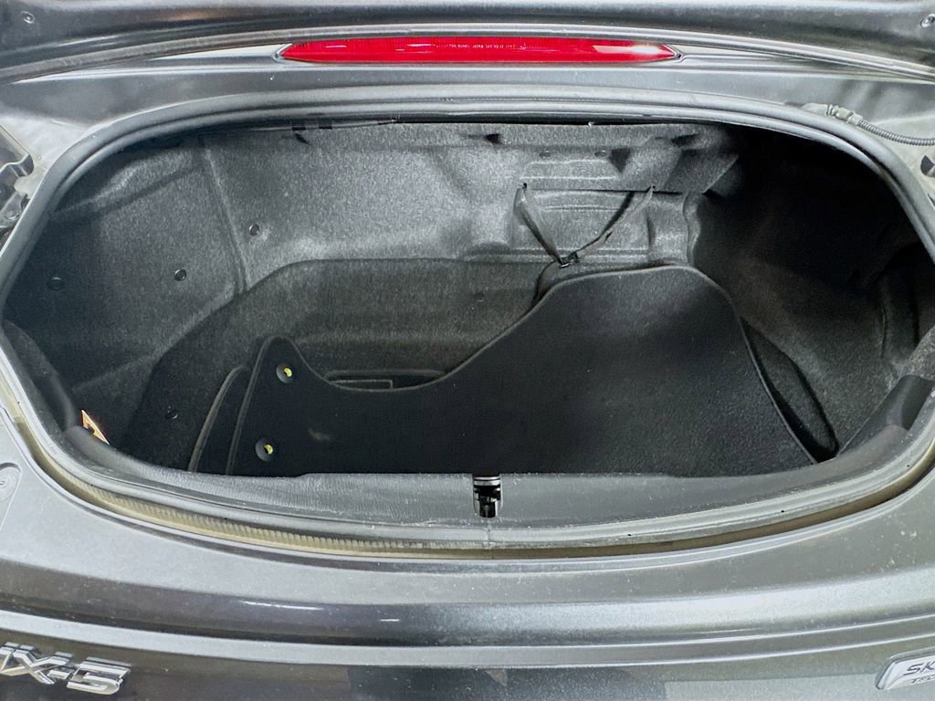 Used 2016 MAZDA MX-5 Miata Grand Touring RWD image 28