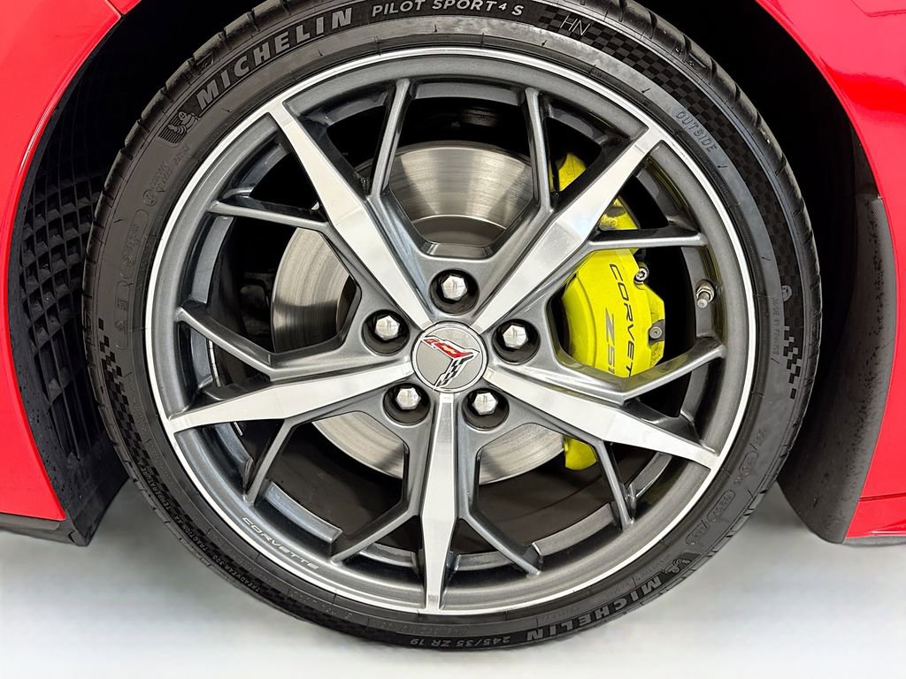 Used 2020 Chevrolet Corvette Stingray Premium Cpe w/ 3LT Preferred Equipment Group image 35