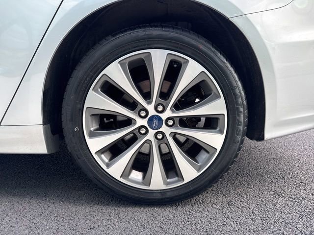 Used 2019 Ford Fusion SE AWD/4WD image 8