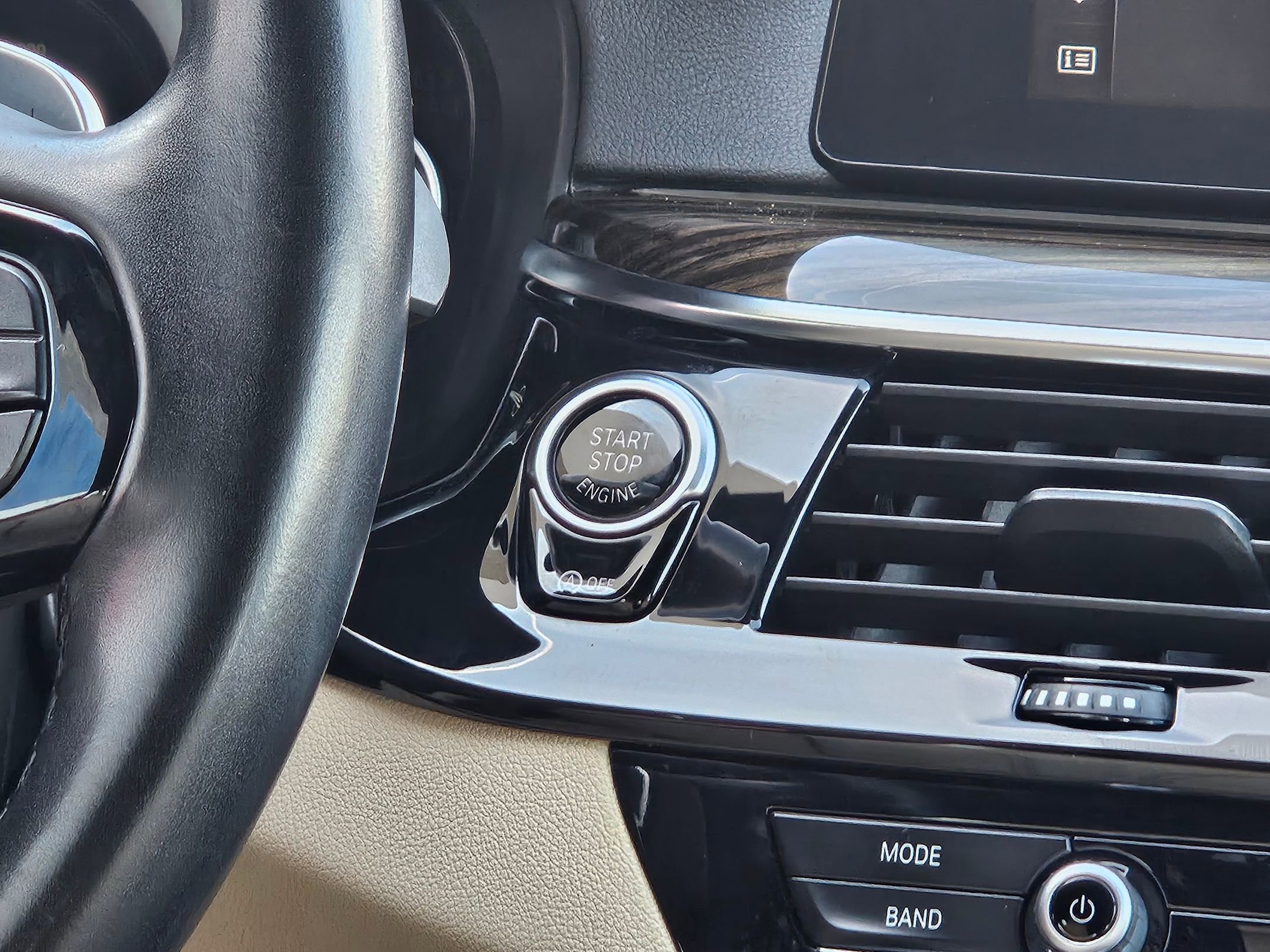 Used 2018 BMW 530i w/ Premium Package image 15