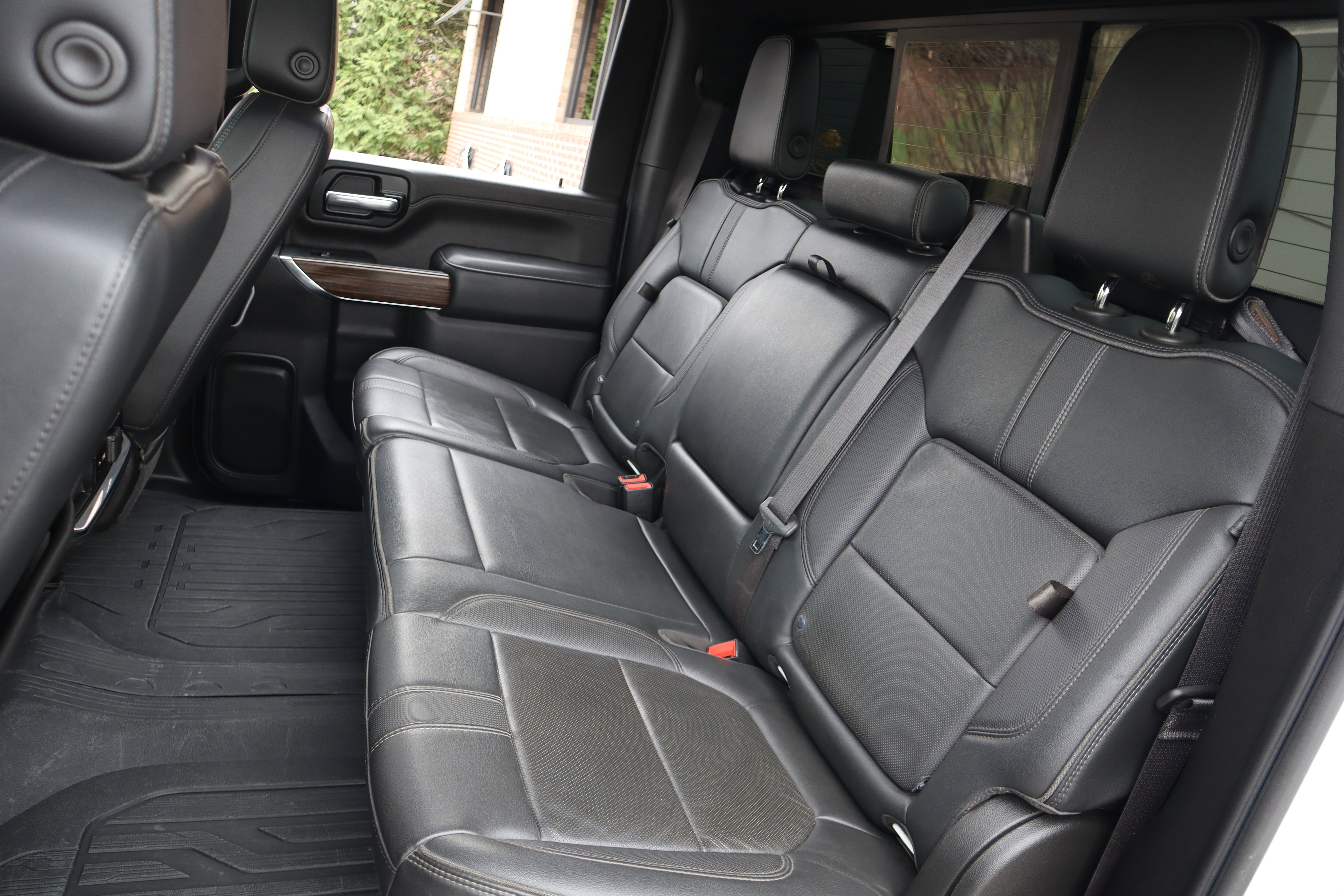 Used 2023 Chevrolet Silverado 2500 High Country w/ Technology Package image 38