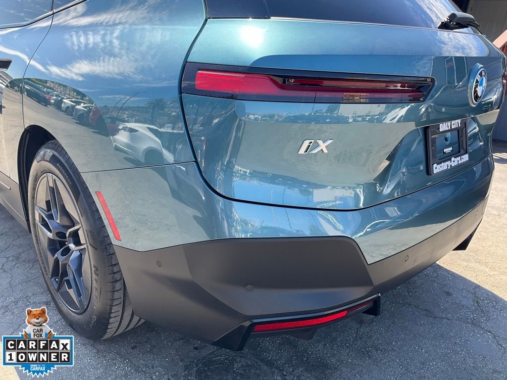 Used 2023 BMW iX xDrive50 w/ Premium Package image 86