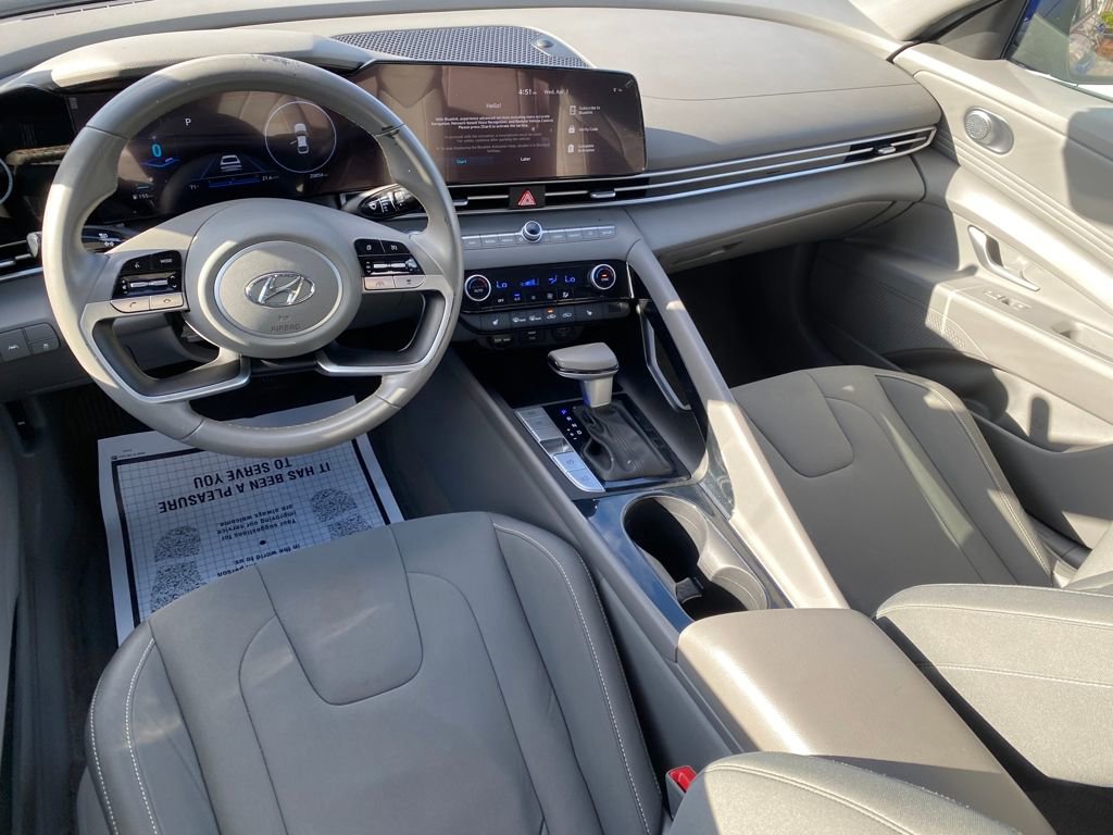 Certified 2023 Hyundai Elantra SEL w/ Convenience Package FWD image 12