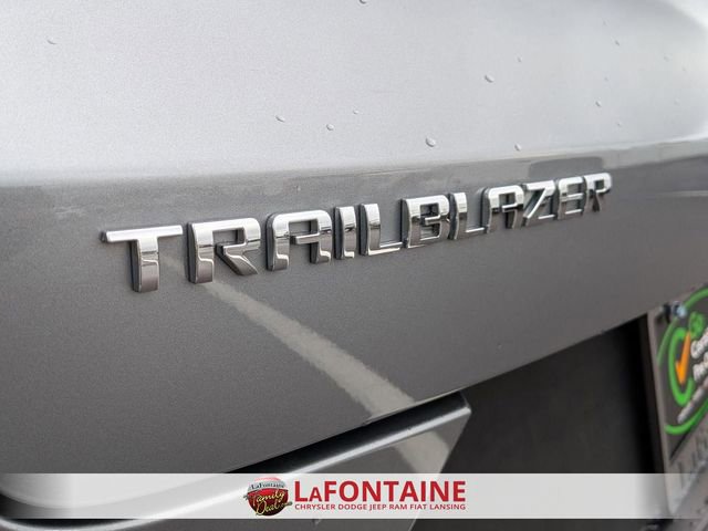 Used 2025 Chevrolet TrailBlazer LT FWD image 15