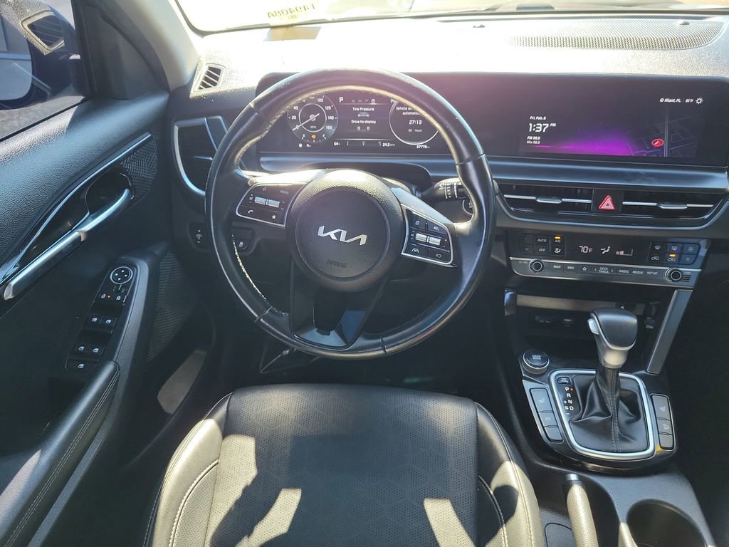 Used 2024 Kia Seltos EX image 15