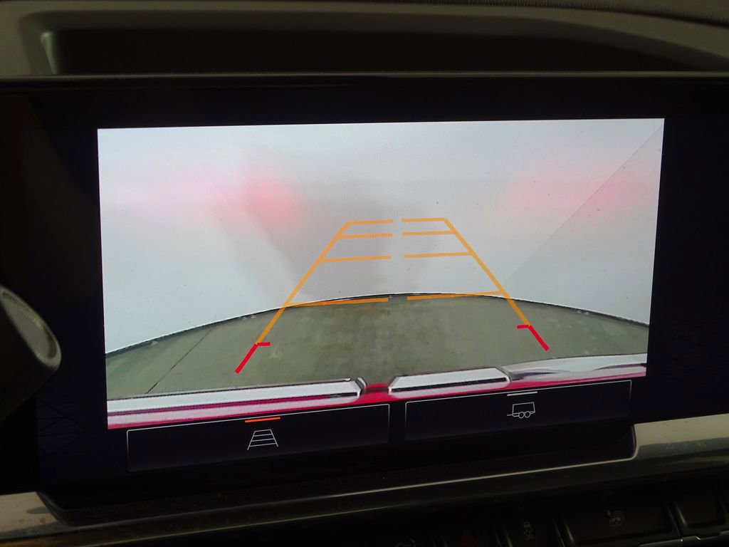 Used 2025 GMC Sierra 1500 Elevation image 38