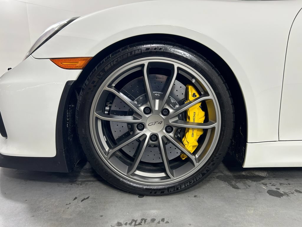 Certified 2016 Porsche Cayman GT4 RWD image 11
