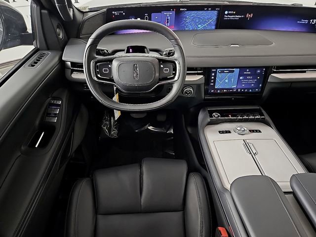 New 2025 Lincoln Navigator Reserve w/ Jet Appearance Package image 10