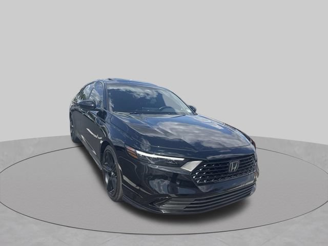 Used 2025 Honda Accord Sport image 3