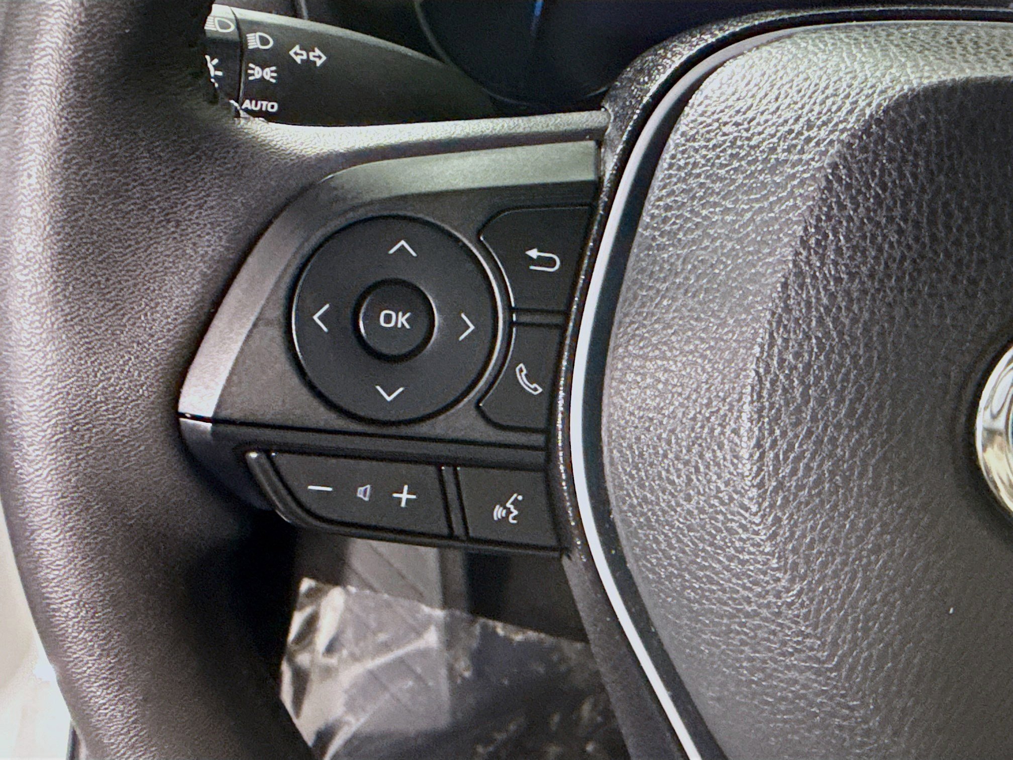 Used 2023 Toyota RAV4 XLE w/ XLE Grade Weather Package image 14