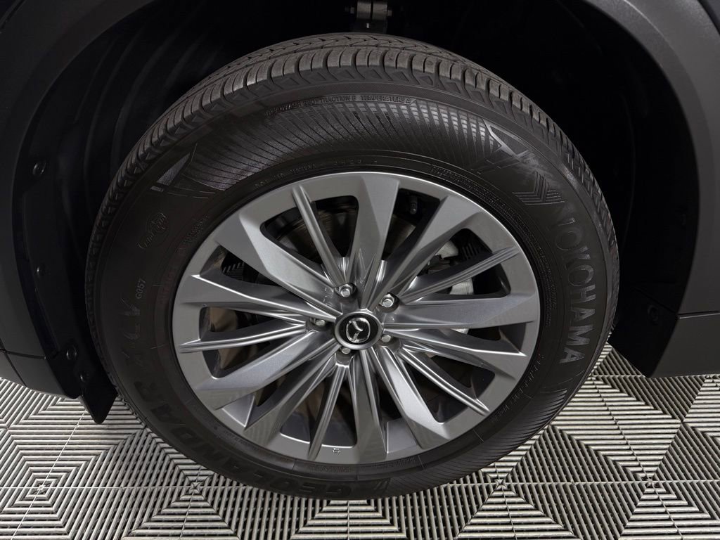 Used 2024 MAZDA CX-90 3.3 Turbo w/ Preferred Package image 10