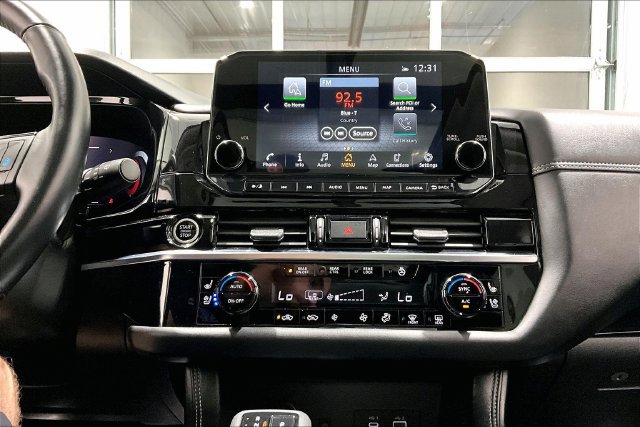 Used 2023 Nissan Pathfinder Platinum AWD/4WD image 20