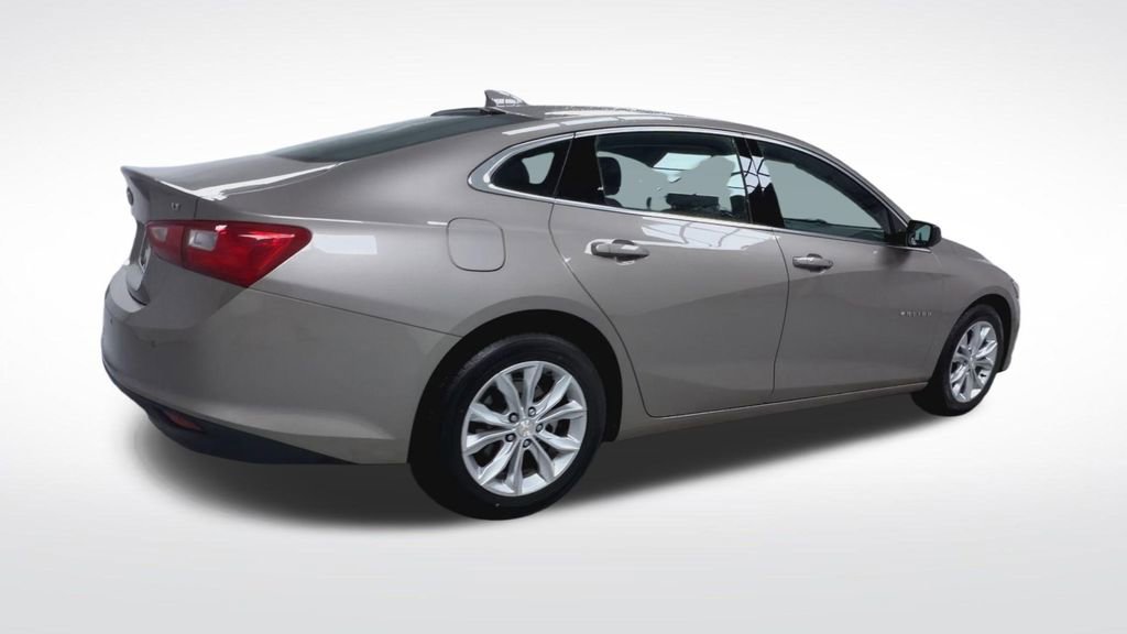 Used 2024 Chevrolet Malibu LT FWD image 23