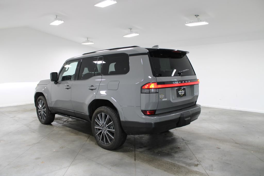 Used 2024 Lexus GX 550 image 7