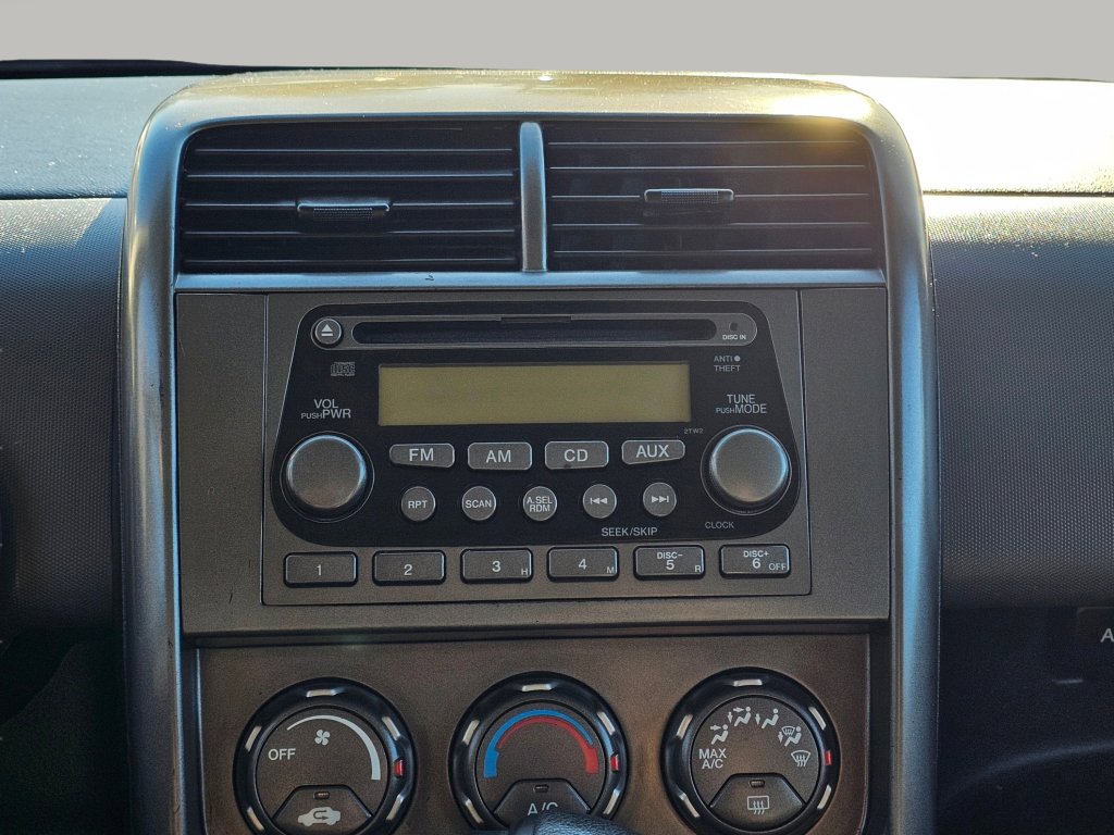 Used 2004 Honda Element EX image 6