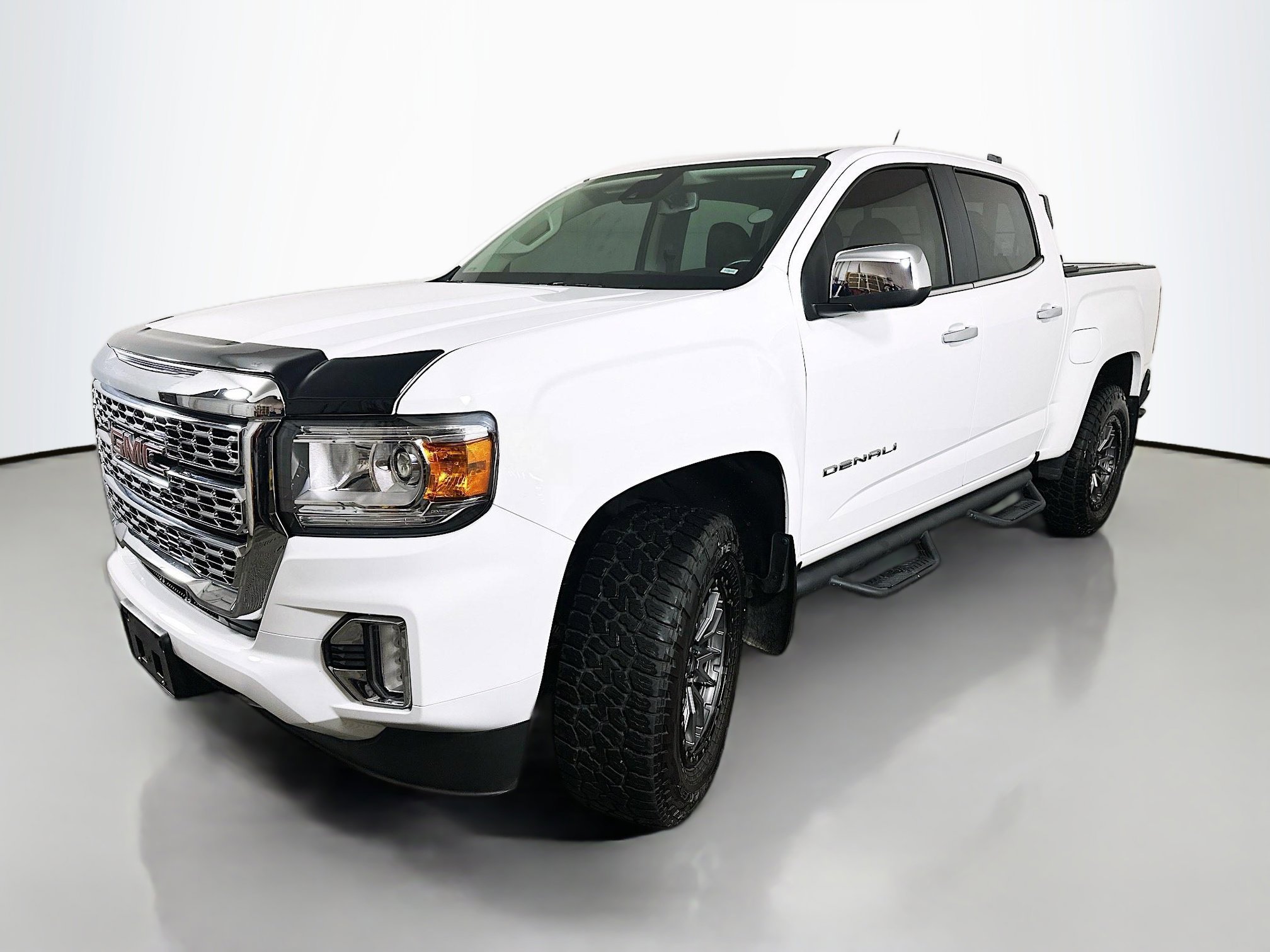 Used 2022 GMC Canyon Denali AWD/4WD image 3