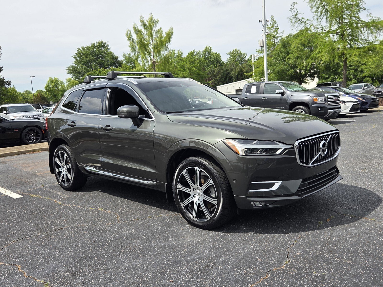 Used 2020 Volvo XC60 T6 Inscription w/ Protection Package Premier AWD/4WD image 1
