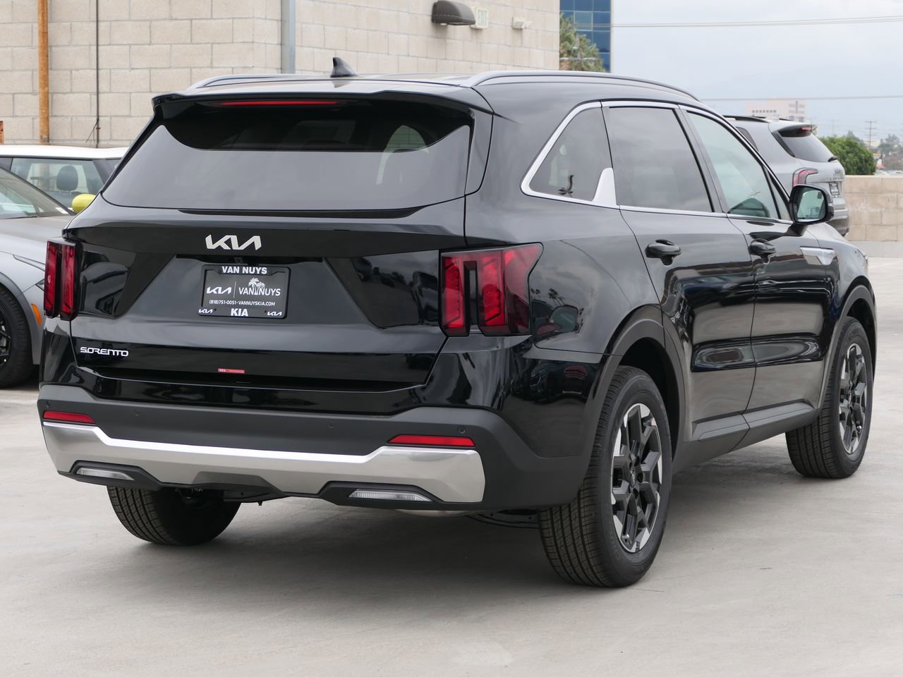 New 2026 Kia Sorento S FWD image 3
