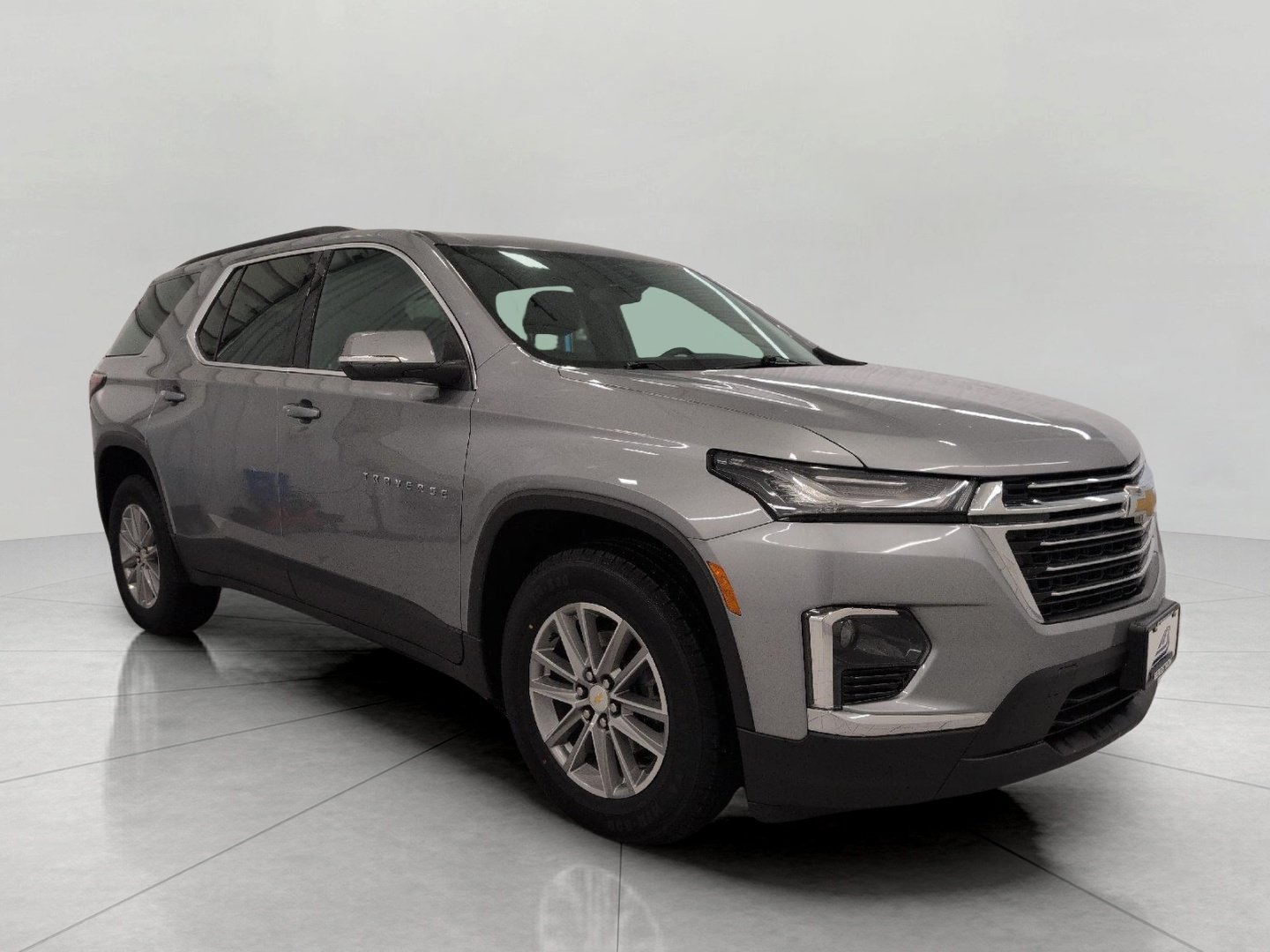 Used 2023 Chevrolet Traverse LT w/ LPO, Floor Liner Package