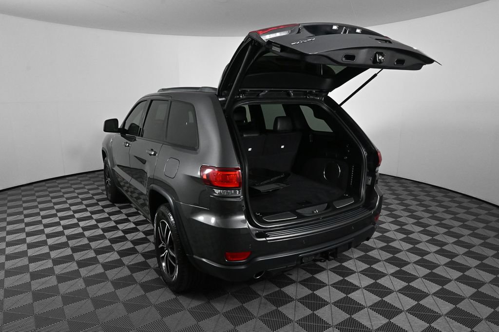 Used 2020 Jeep Grand Cherokee Trailhawk AWD/4WD image 30