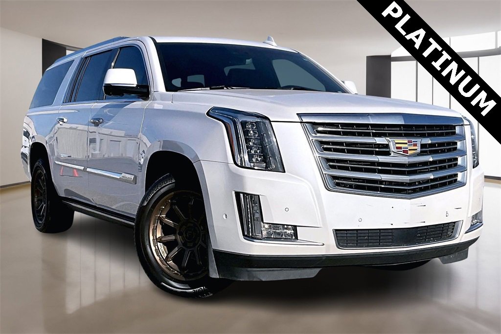 Used 2019 Cadillac Escalade ESV Platinum image 11