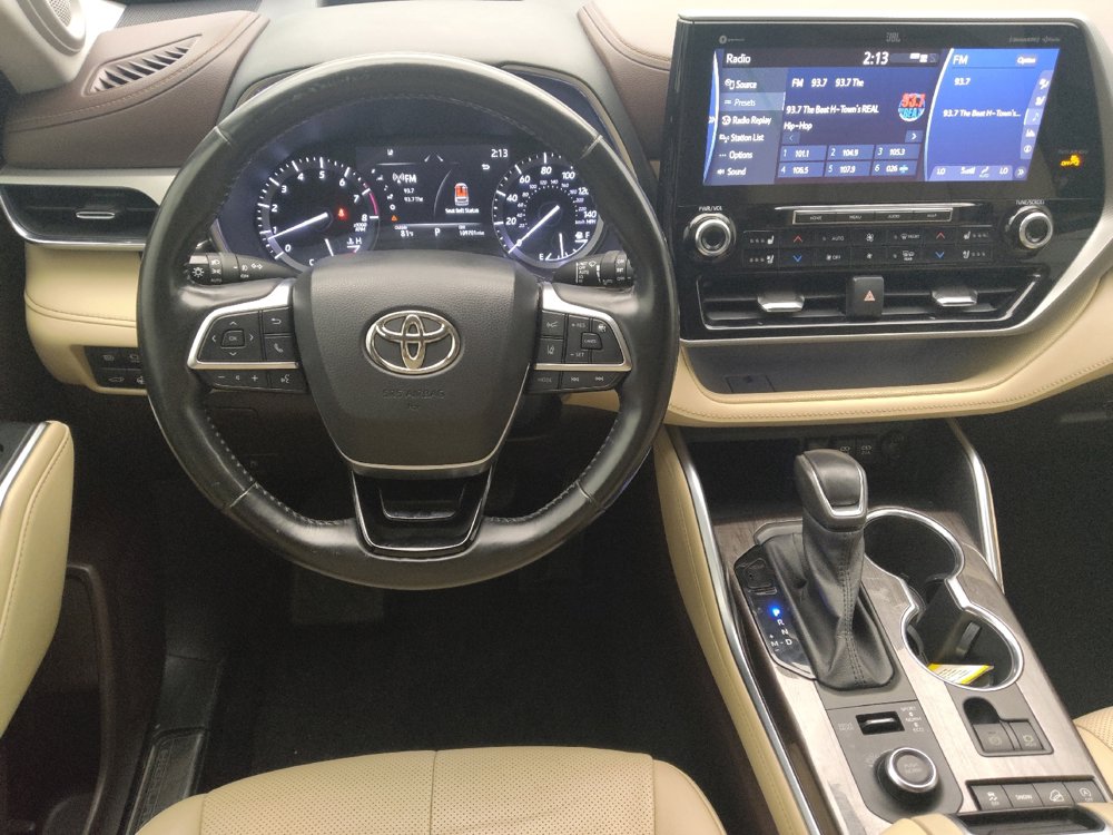 Used 2021 Toyota Highlander Platinum image 22