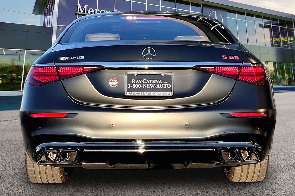 New 2026 Mercedes-Benz S 63 AMG S image 4