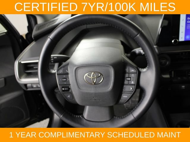 Used 2025 Toyota Prius LE FWD image 18