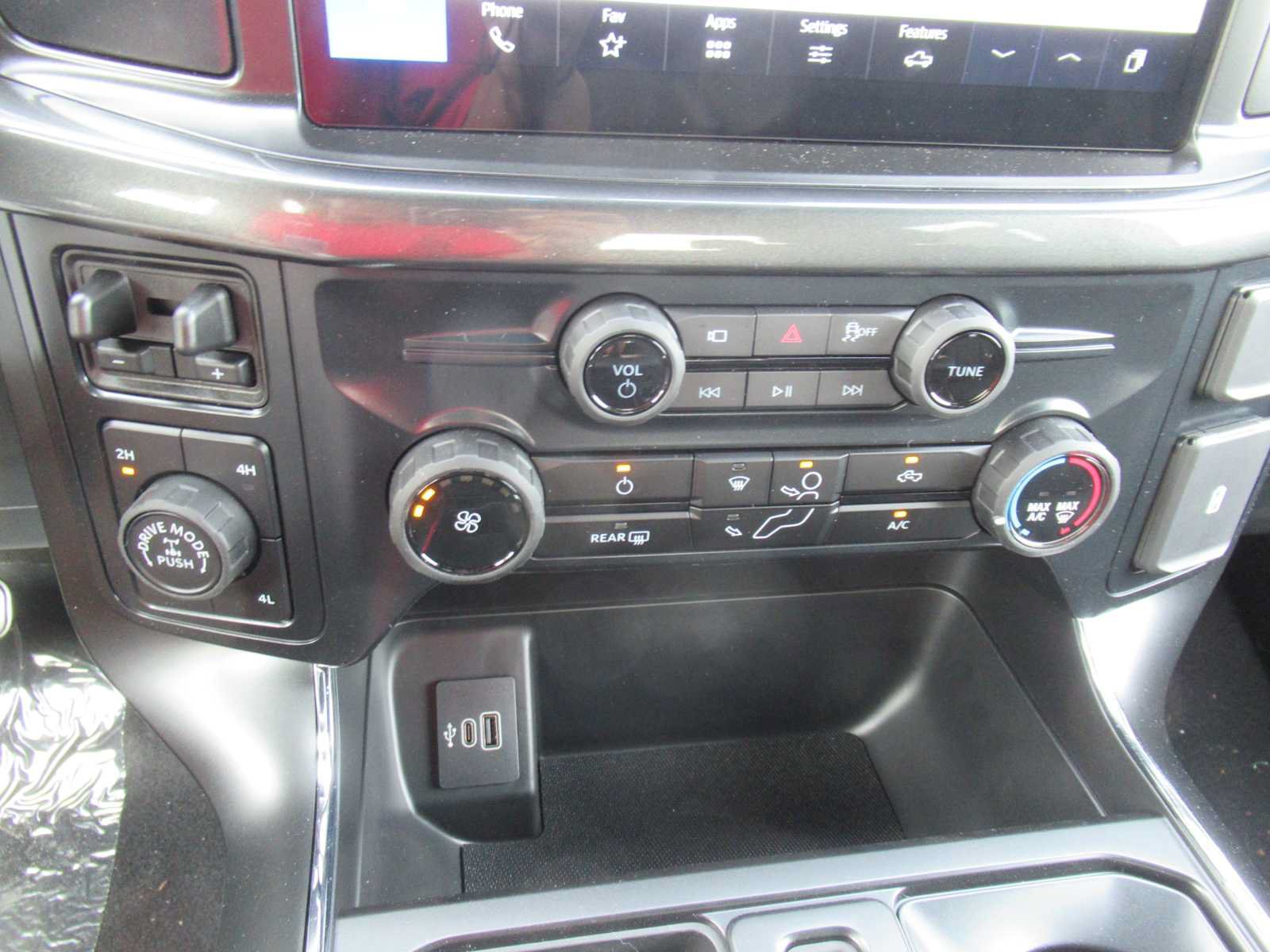 New 2026 Ford F150 STX w/ Equipment Group 200A AWD/4WD image 20