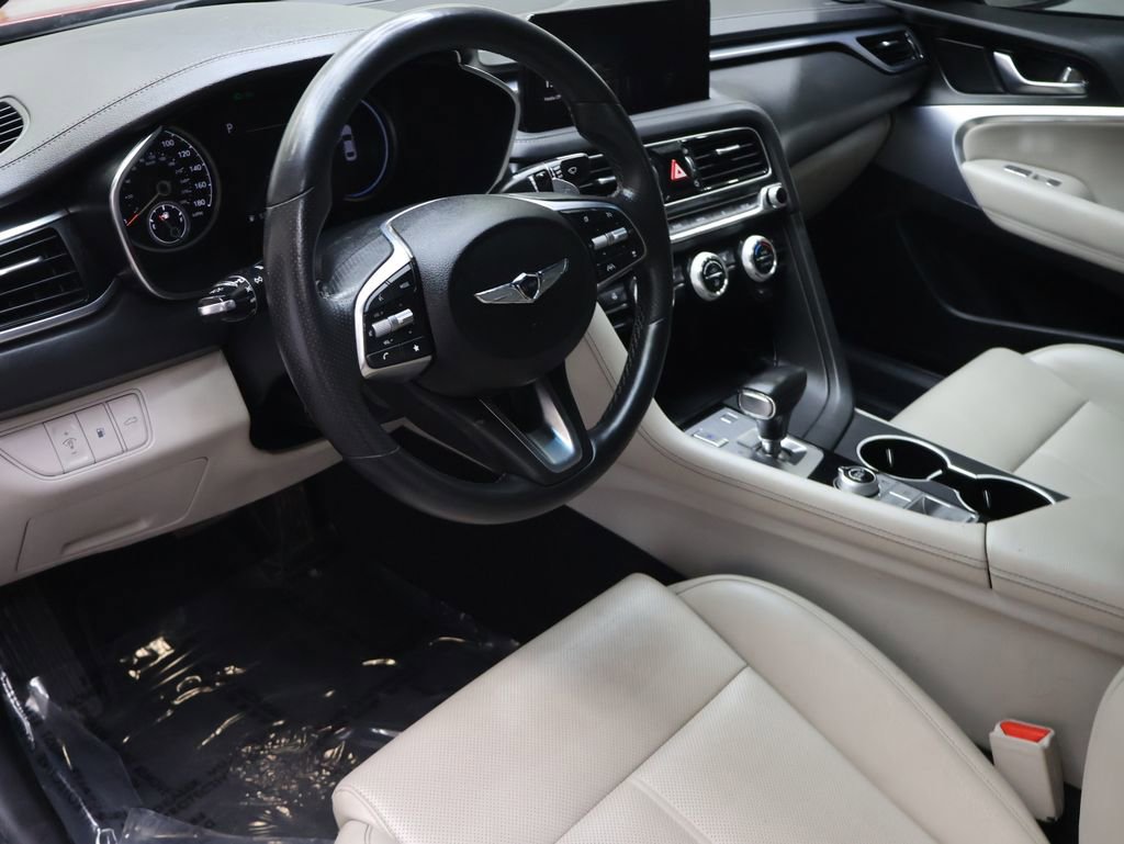 Used 2023 Genesis G70 2.0T image 17