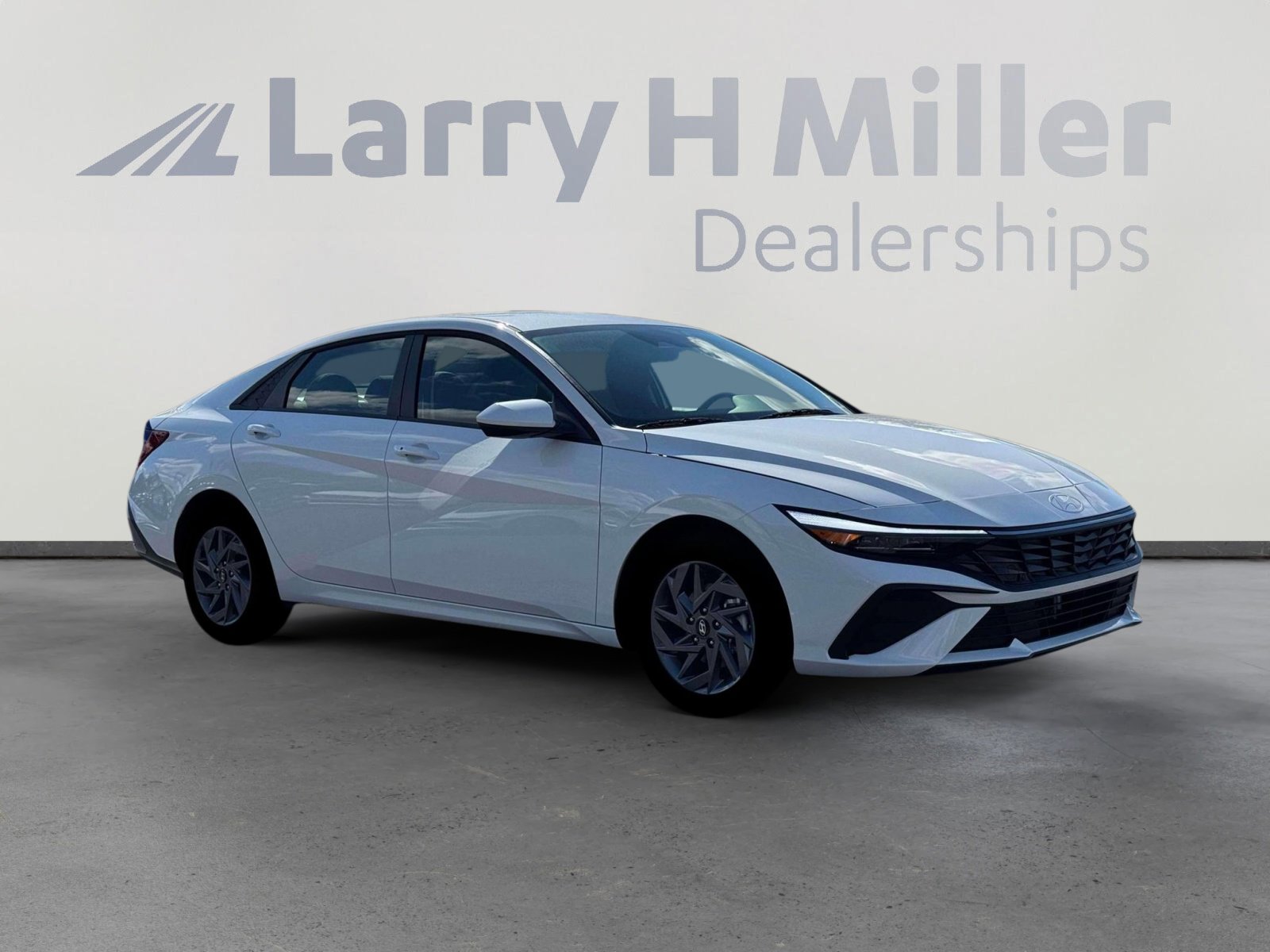 New 2026 Hyundai Elantra Blue image 10