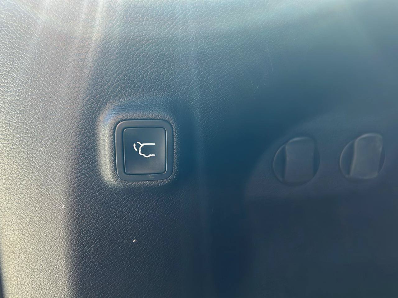 Used 2022 Jeep Cherokee Trailhawk w/ Sun, Sound & Nav Group AWD/4WD image 27