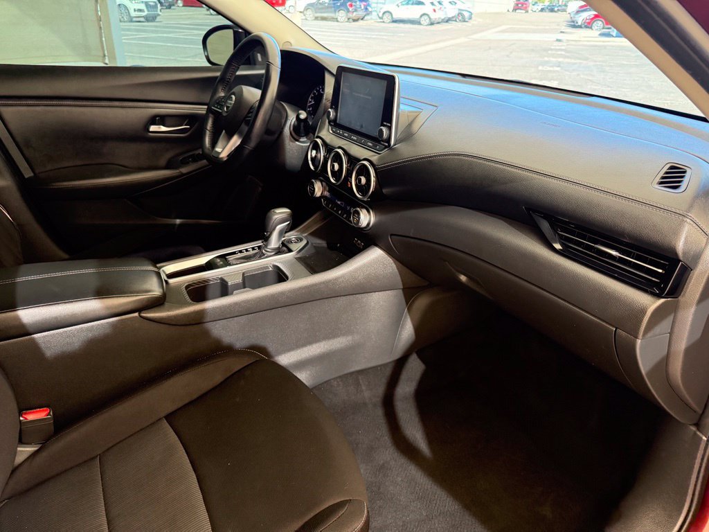 Used 2020 Nissan Sentra SV FWD image 13