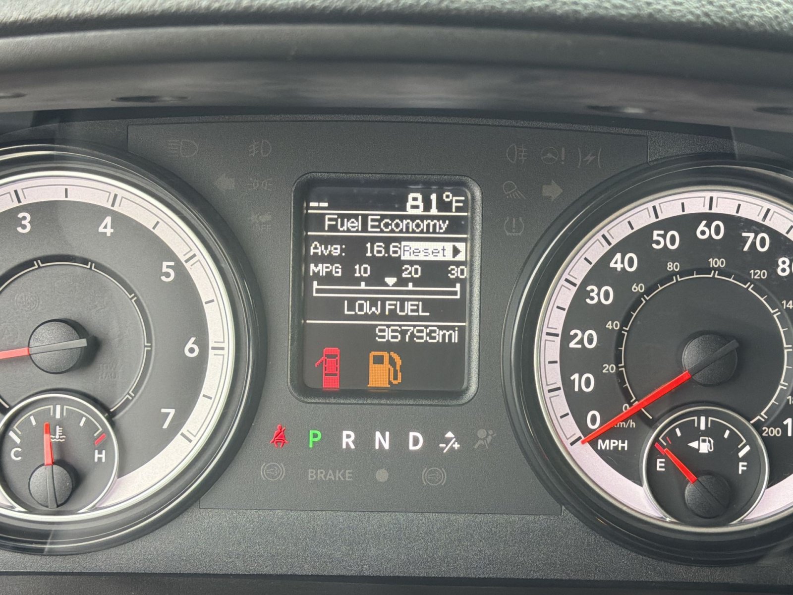 Used 2024 RAM 1500 Warlock AWD/4WD image 17