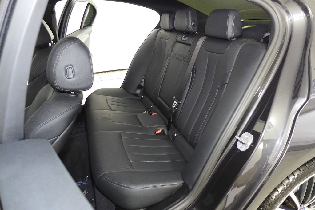 Certified 2023 BMW 530e 530e iPerformance w/ Convenience Package image 21