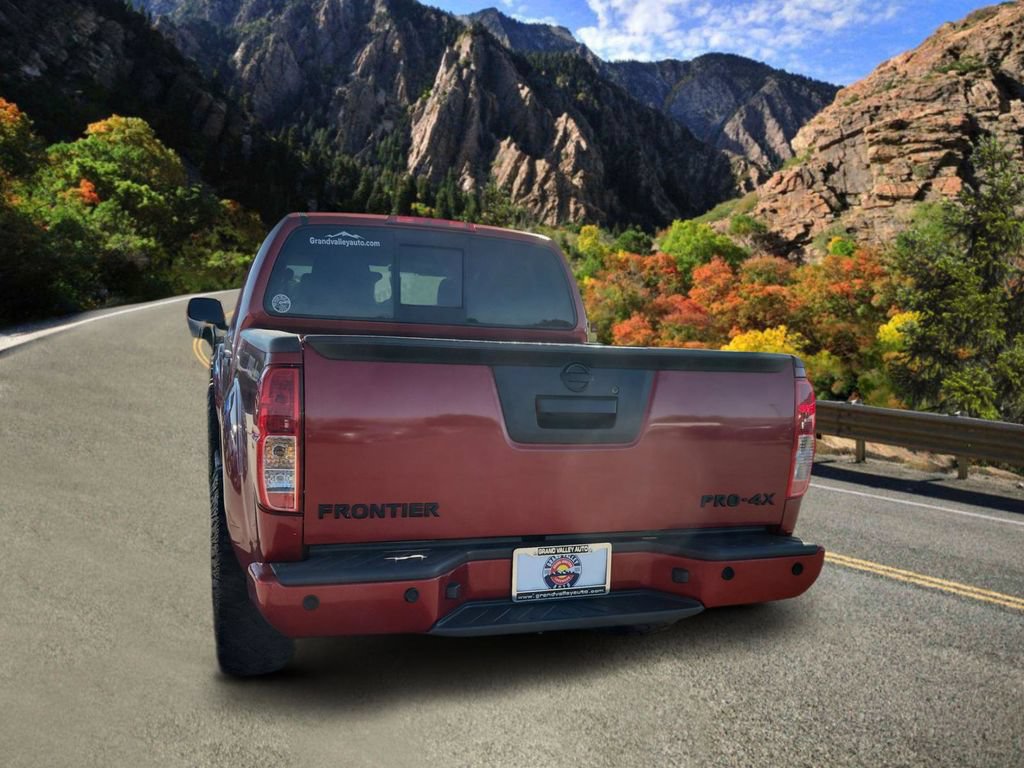 Used 2018 Nissan Frontier PRO-4X AWD/4WD image 4