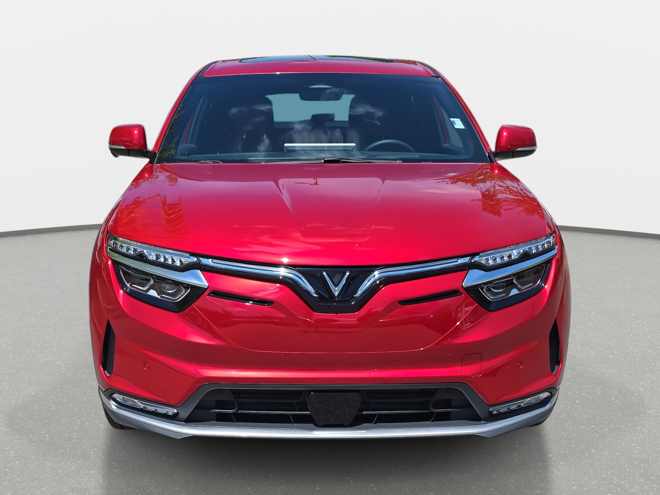 New 2025 VinFast VF 8 Plus image 2