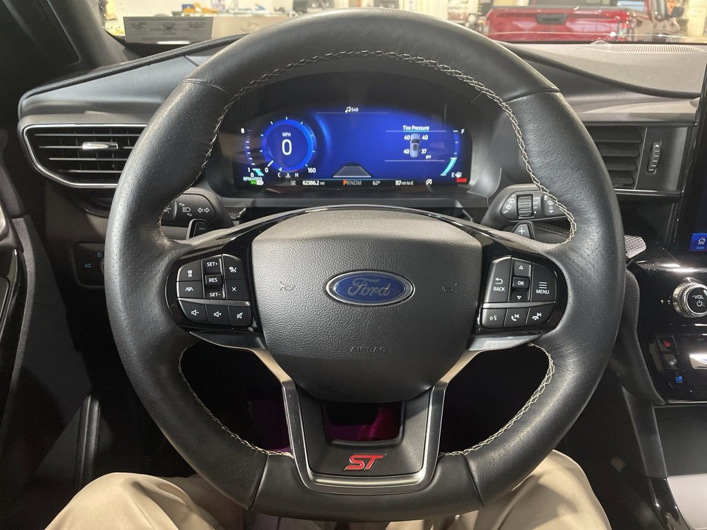 Used 2023 Ford Explorer ST w/ Equipment Group 401A image 18