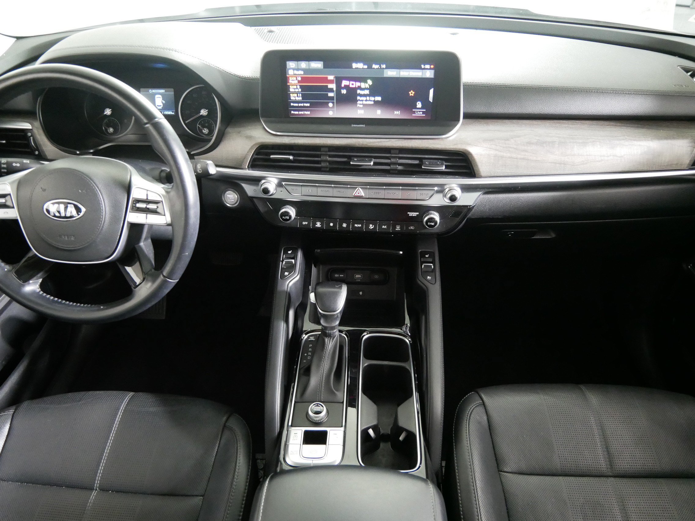 Used 2020 Kia Telluride EX w/ Towing Package FWD image 10