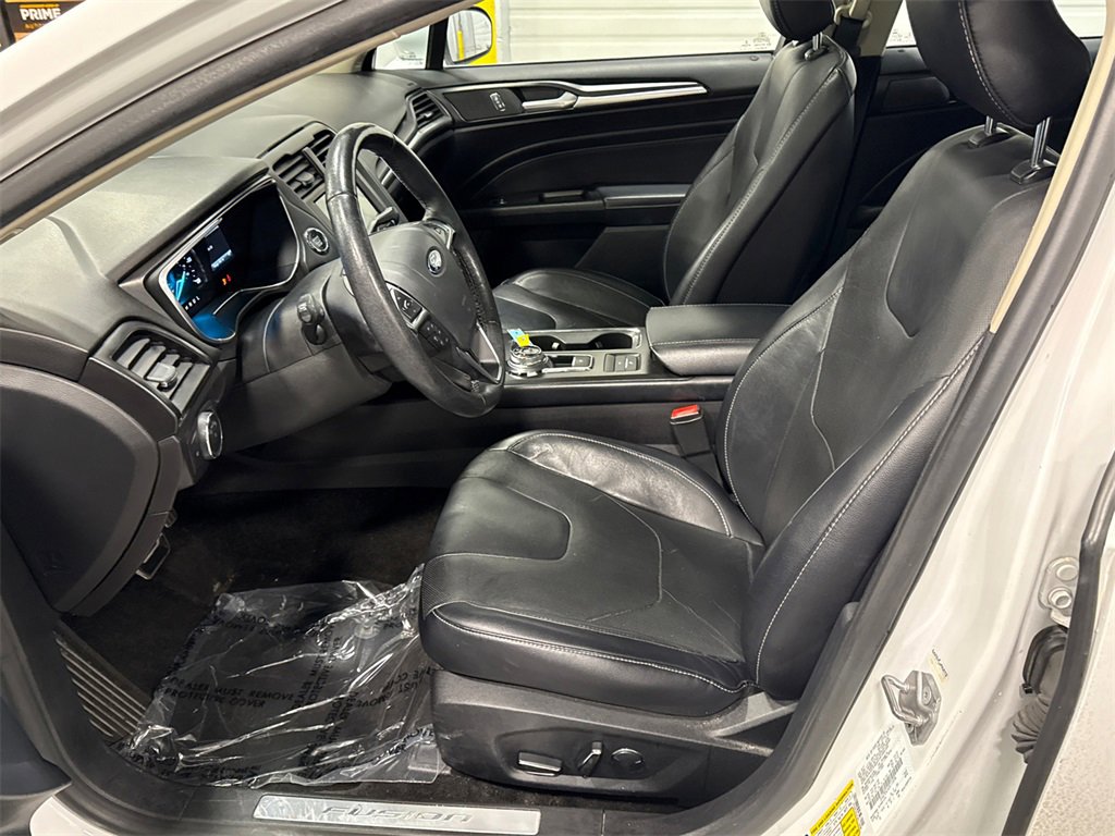 Used 2018 Ford Fusion Energi Titanium image 6