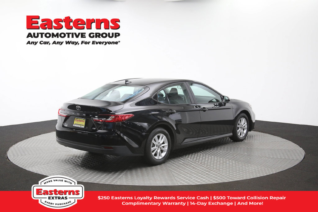 Used 2026 Toyota Camry LE FWD image 42