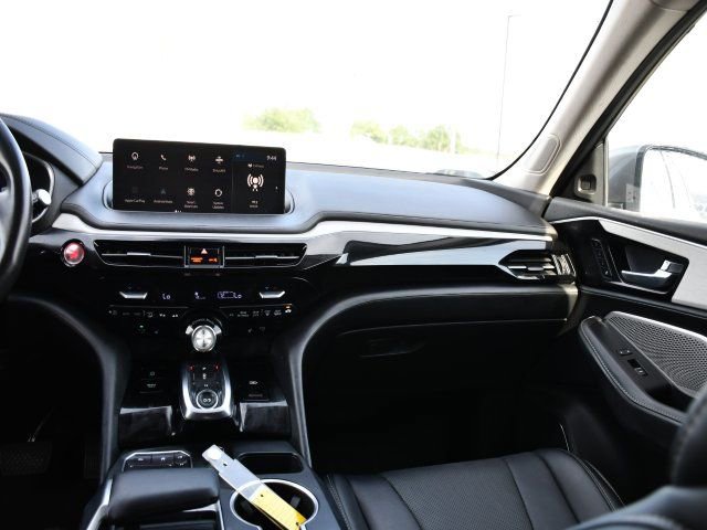 Used 2024 Acura MDX SH-AWD w/ Technology Package image 19