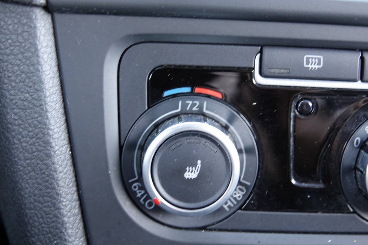 Used 2011 Volkswagen Golf TDI FWD image 75