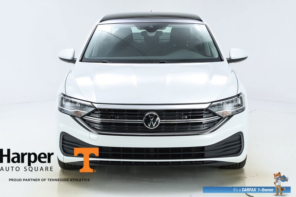 Used 2024 Volkswagen Jetta SE w/ Panoramic Sunroof Package image 53