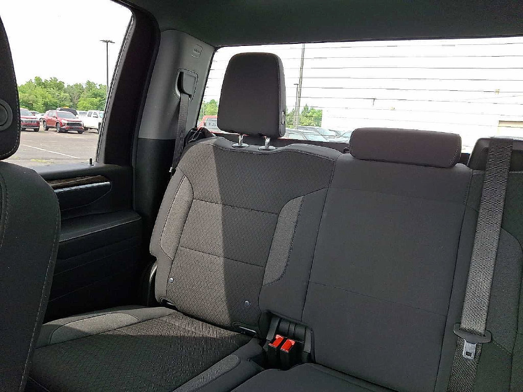 Used 2025 Chevrolet Silverado 2500 LT w/ Convenience Package AWD/4WD image 18