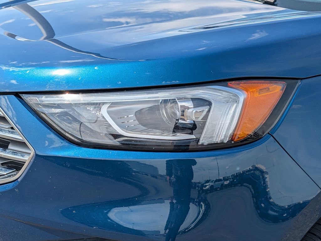 Used 2020 Ford Edge SEL w/ Convenience Package image 16