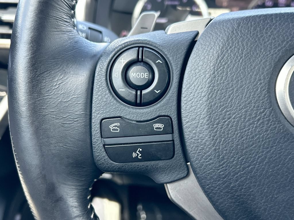 Used 2016 Lexus IS 200t RWD image 24