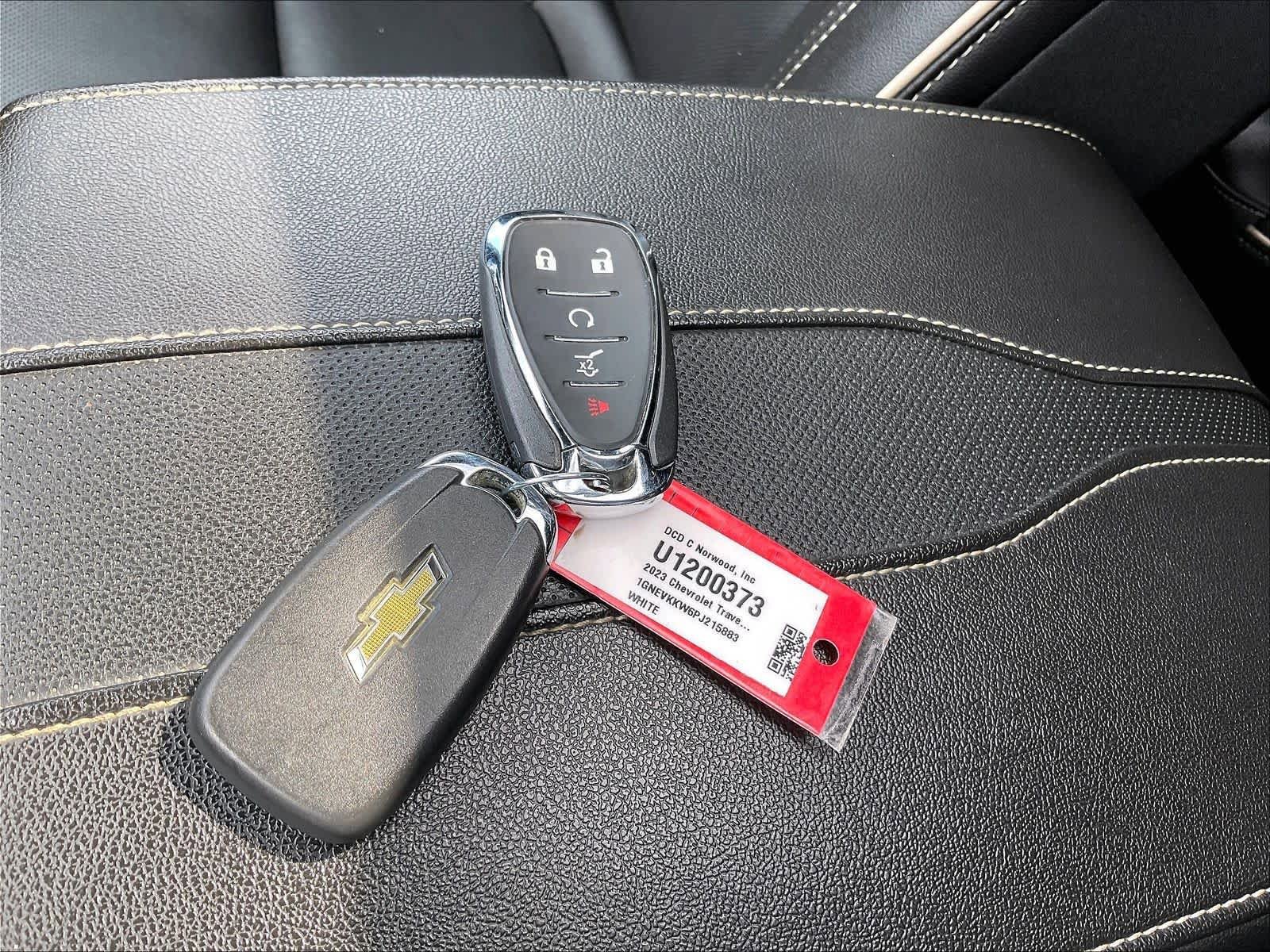Used 2023 Chevrolet Traverse Premier w/ Redline Edition AWD/4WD image 31