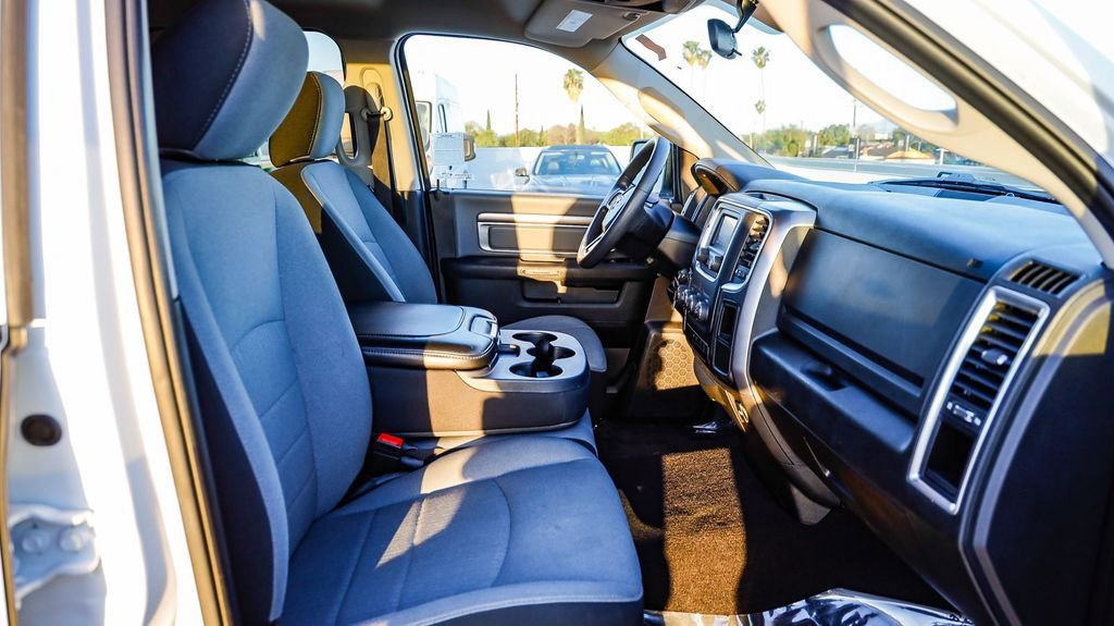 Used 2024 RAM 1500 Classic SLT image 20