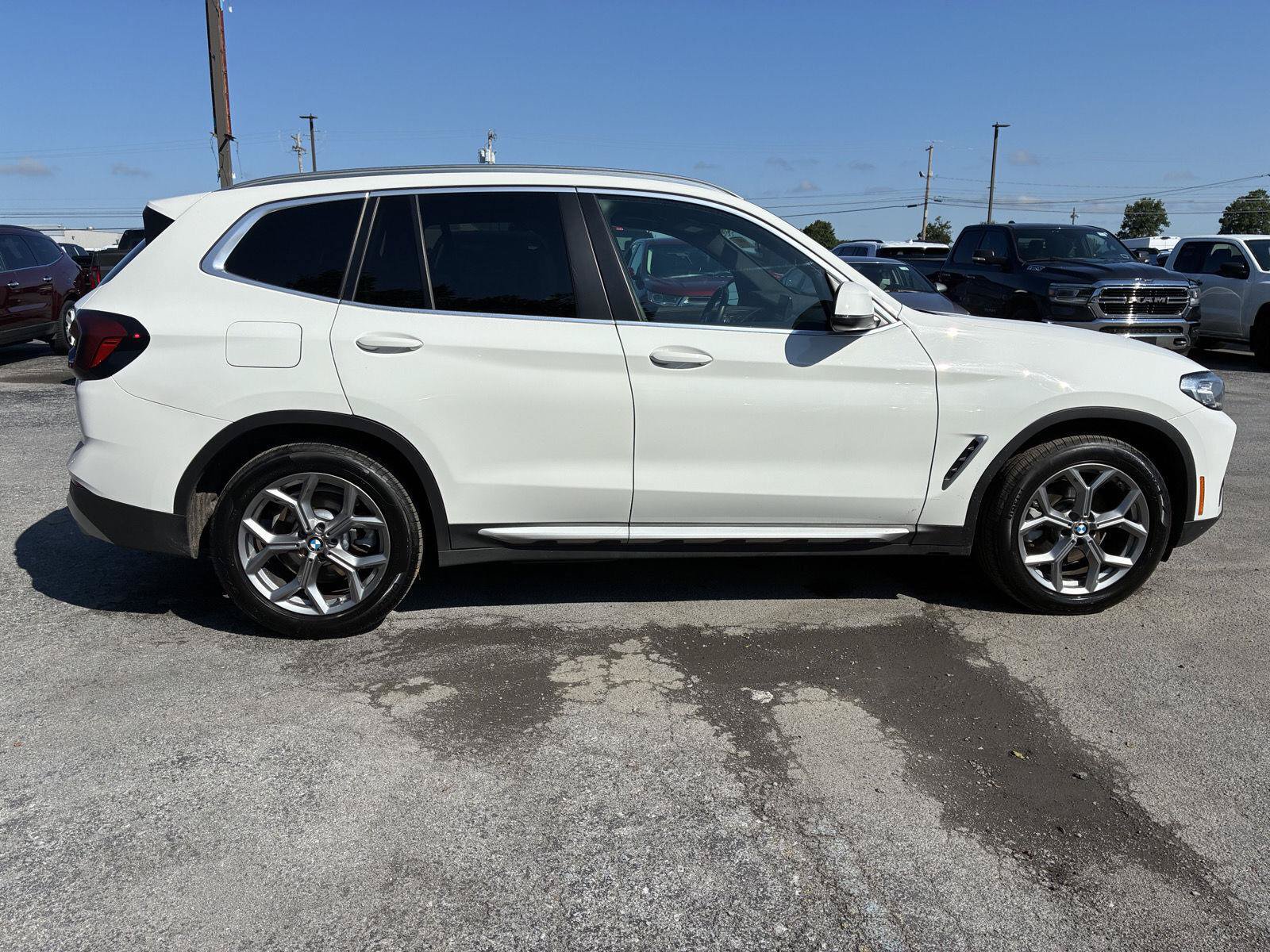 Used 2024 BMW X3 xDrive30i AWD/4WD image 12